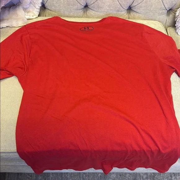Under Armour Graphic Tees - Black and Red - Picture 13 of 13